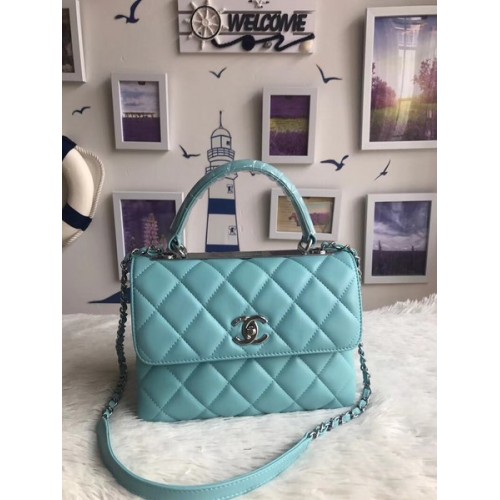 Chanel Original Sac fourre-tout en cuir de mouton A92236 bleu clair Boucle dorée