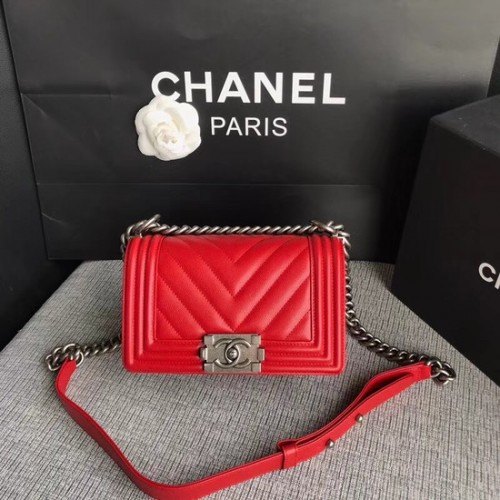 Chanel Le Boy Flap Sac à bandoulière en cuir caviar original P67085 Boucle en argent cerise
