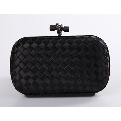 Bottega Veneta pochette noeud en satin nero 113085 noir