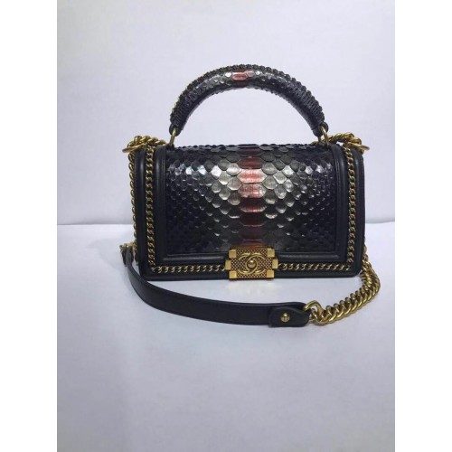 BOY CHANEL Sac à Rabat avec Anse Python Métal Finition Ruthénium A94804 noir