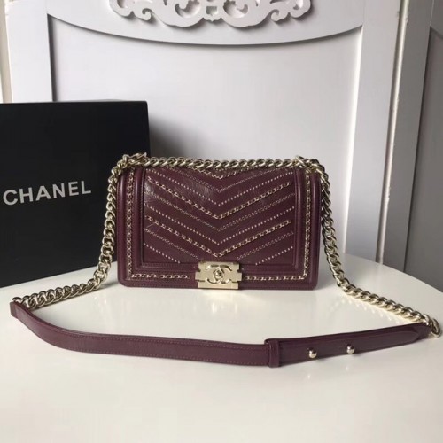 BOY CHANEL Sac à main Veau froissé Métal doré A67086 Bordeaux