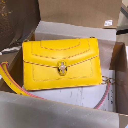 BVLGARI Serpenti Forever sac à bandoulière en cuir métallisé 39174 jaune