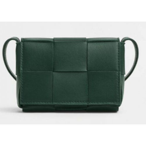 Bottega Veneta CASSETTE Mini sac bandoulière en cuir Intreccio 666688 RAINTREE