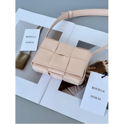 Bottega Veneta Candy Cassette 666688 rose clair