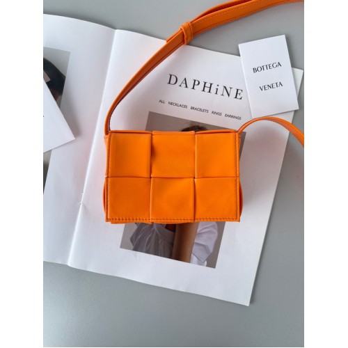 Bottega Veneta Candy Cassette 666688 orange