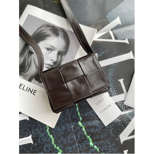 Cassette de bonbons Bottega Veneta A666688 Café