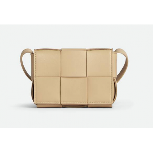 Cassette de bonbons Bottega Veneta A666688 Bouillie