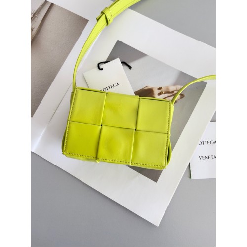 Cassette de bonbons Bottega Veneta A666688 citron