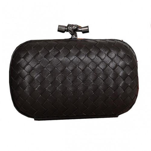 Bottega Veneta Embrayage en peau de mouton Intrecciato Impero Ayers Knot 11308 Noir
