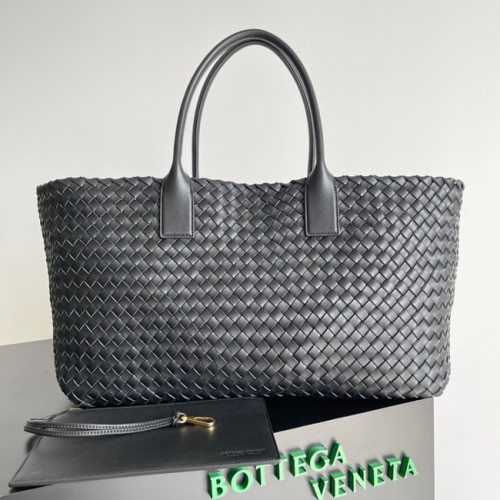 Bottega Veneta Grand sac fourre-tout en cuir intreccio 608811 noir