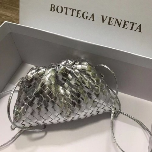 Bottega Veneta MINI POCHETTE 585852 SILouis VuittonER