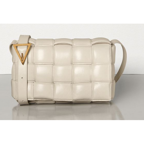 Bottega Veneta SAC CASSETTE REMBOURRÉ 591970 PLÂTRE