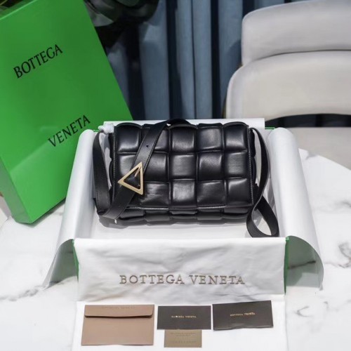 Bottega Veneta SAC CASSETTE REMBOURRÉ 591970 noir