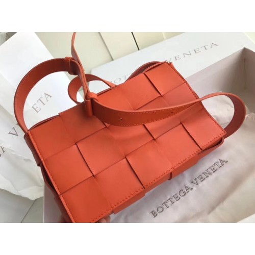 Bottega Veneta Tissage de peau de mouton Cuir d'origine 578004 orange