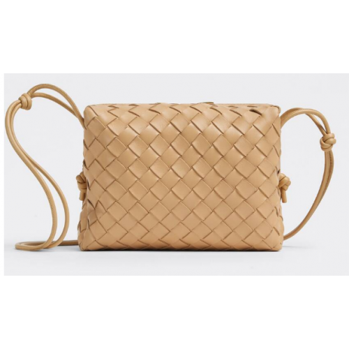 Bottega Veneta Petit sac à bandoulière en cuir intrecciato 680255 Amande