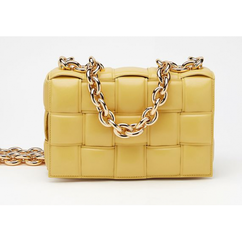 Bottega Veneta THE CHAIN CASSETTE Livraison accélérée 631421 jaune