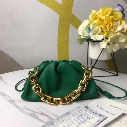 Bottega Veneta LA MINI POCHETTE CHAÎNE 620229 vert