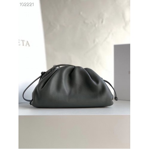 Bottega Veneta LA MINI POCHETTE 585852 gris foncé
