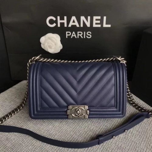 Boy Chanel Flap Bag Original Chevron Cuir A67086V Bleu