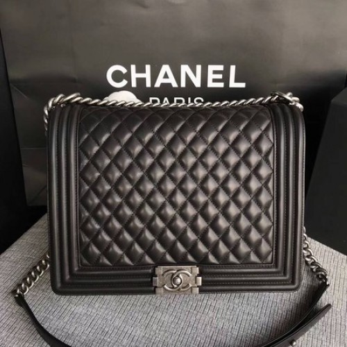 Boy Chanel Flap Sac à Bandoulière Noir Original Cuir de Mouton A67087 Argent