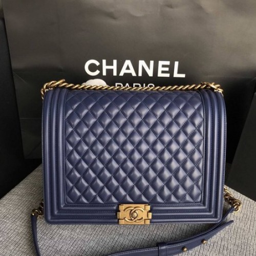 Boy Chanel Rabat Sac à Bandoulière Bleu Original Cuir de Mouton A67087 Doré