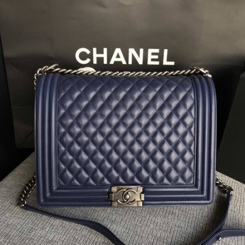 Boy Chanel Rabat Sac à Bandoulière Bleu Original Cuir de Mouton A67087 Argent