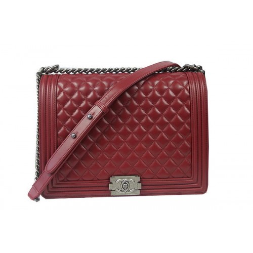 Boy Chanel Flap Sac à bandoulière Bordeaux Original en peau de mouton A67087 Argent