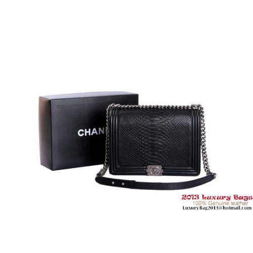 Boy Chanel Flap Sac à bandoulière en cuir de serpent véritable A37005 Noir