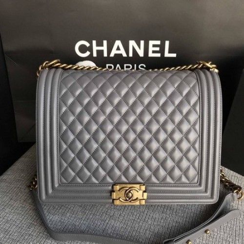 Boy Chanel Rabat Sac à Bandoulière Gris Original Cuir de Mouton A67087 Or
