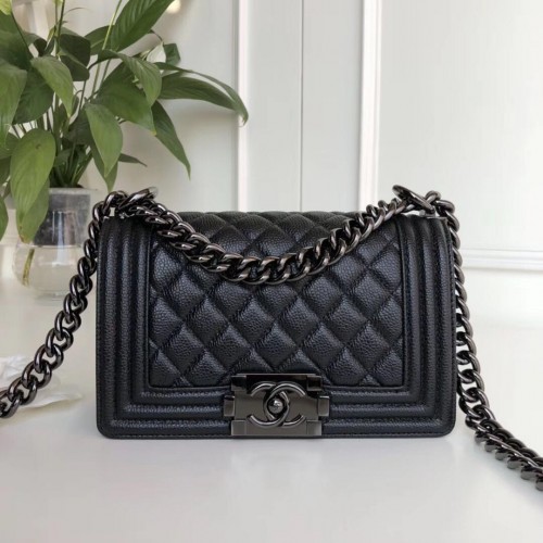 Boy Chanel Flap Sac à bandoulière en cuir A67085 noir