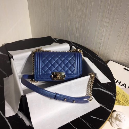 Boy Chanel Rabat Sac à Bandoulière Original Cuir Bleu A67085 Or