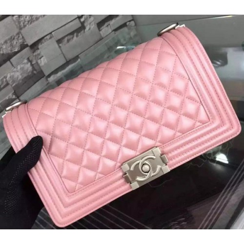 Boy Chanel Flap Sac à bandoulière en cuir de mouton rose A67086 Argent