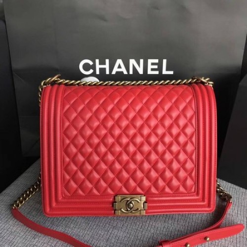 Boy Chanel Rabat Sac à Bandoulière Rouge Original Cuir de Mouton A67087 Or