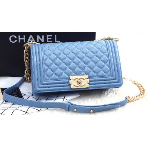 Boy Chanel Flap Sac à bandoulière en cuir de mouton bleu ciel A67086 Or