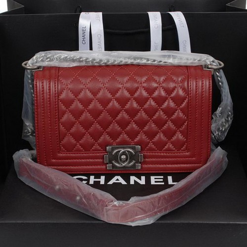 Boy Chanel Flap Sac à Bandoulière en Cuir de Mouton A58500 Bordeaux