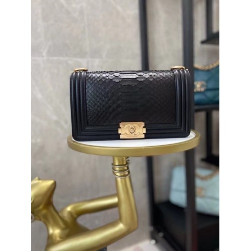 Boy Chanel Flap Sac à bandoulière en cuir de serpent original AS67086 en métal doré noir