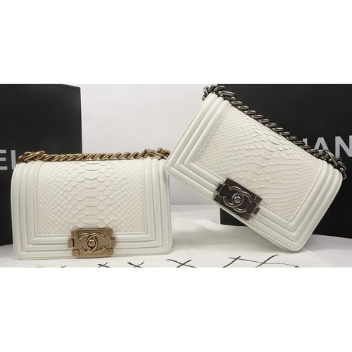 Boy Chanel Mini Flap Bag Cuir Python Original A67085 OffWhite