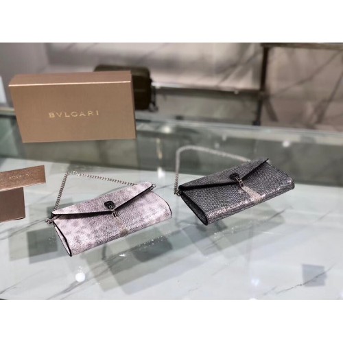 Bulgari sac à bandoulière en cuir métallisé 39175