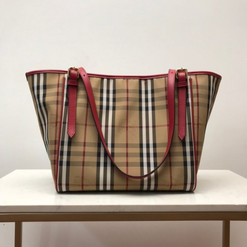 BurBerry Sac à bandoulière 23691 rouge