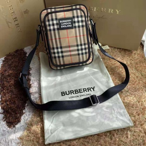 BurBerry Sac à bandoulière 8045 marron