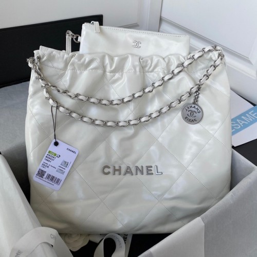 SAC À MAIN CHANEL 22 Cuir de veau Métal argenté AS3261 blanc
