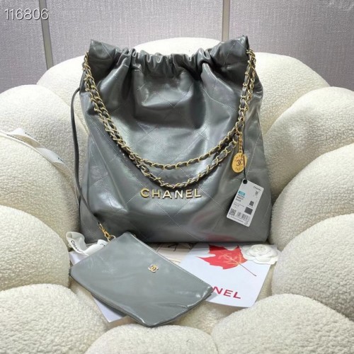 SAC À MAIN CHANEL 22 Cuir de veau brillant Métal doré AS3262 gris
