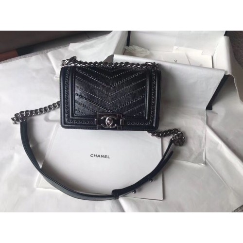 CHANEL BOY Sac en cuir de veau froissé d'origine Noir A67085 Argent