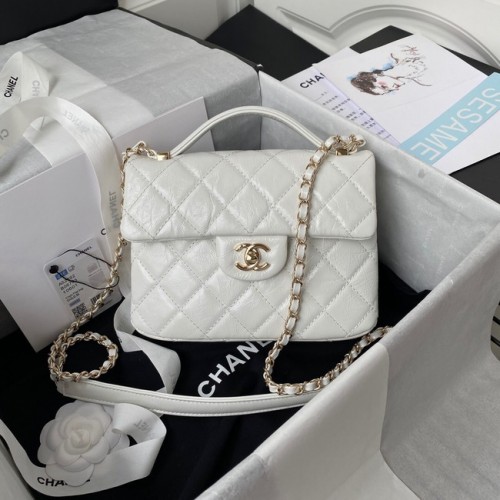 CHANEL Sac à bandoulière à rabat en cuir de veau AS2892 blanc