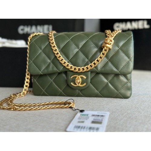 SAC À RABAT CHANEL Agneau Métal doré AS3393 vert