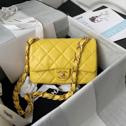 CHANEL Sac à bandoulière en cuir d'agneau 2022SS jaune