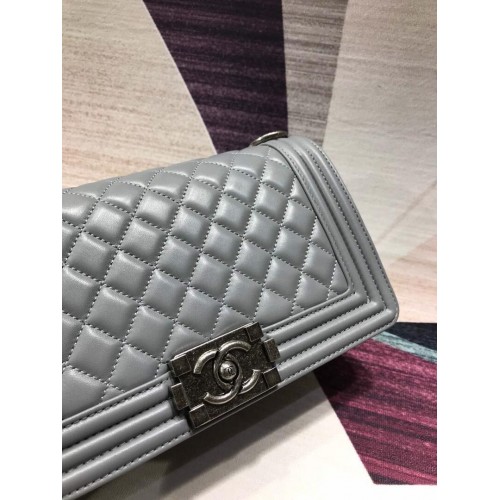 CHANEL Le Boy Sac à Rabat A67086 Gris