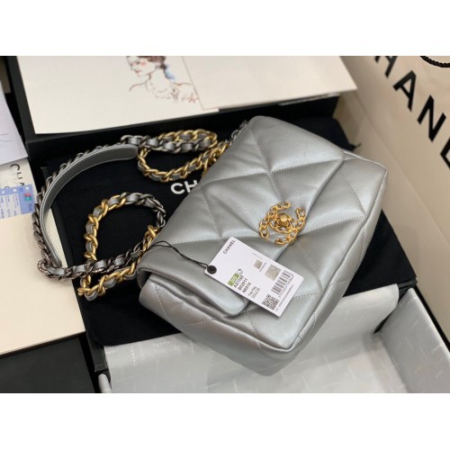 CHANEL Original Lambskin 19 Flap Bag AS1160 AS1161 Argent