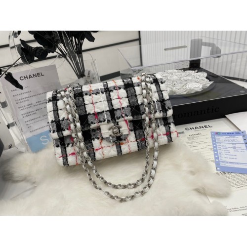 CHANEL Tweed Mouton Tressé Métal Doré AS01112-2 noir&blanc