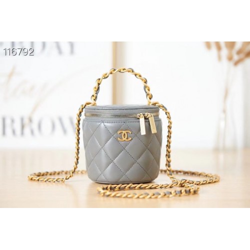 CHANEL VANITY AVEC CHAÎNE Agneau Métal doré AS2873 gris